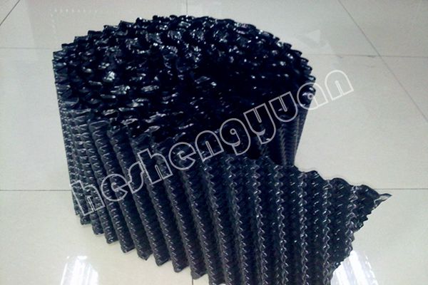 Round counterflow cooling tower fill